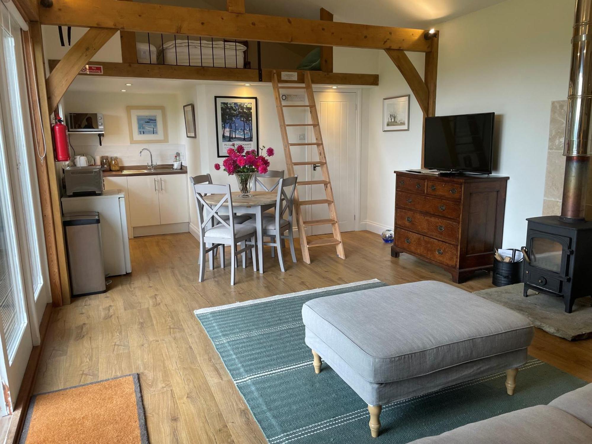 Stunning Cabin With Incredible Views Near Goodwood Rogate Εξωτερικό φωτογραφία