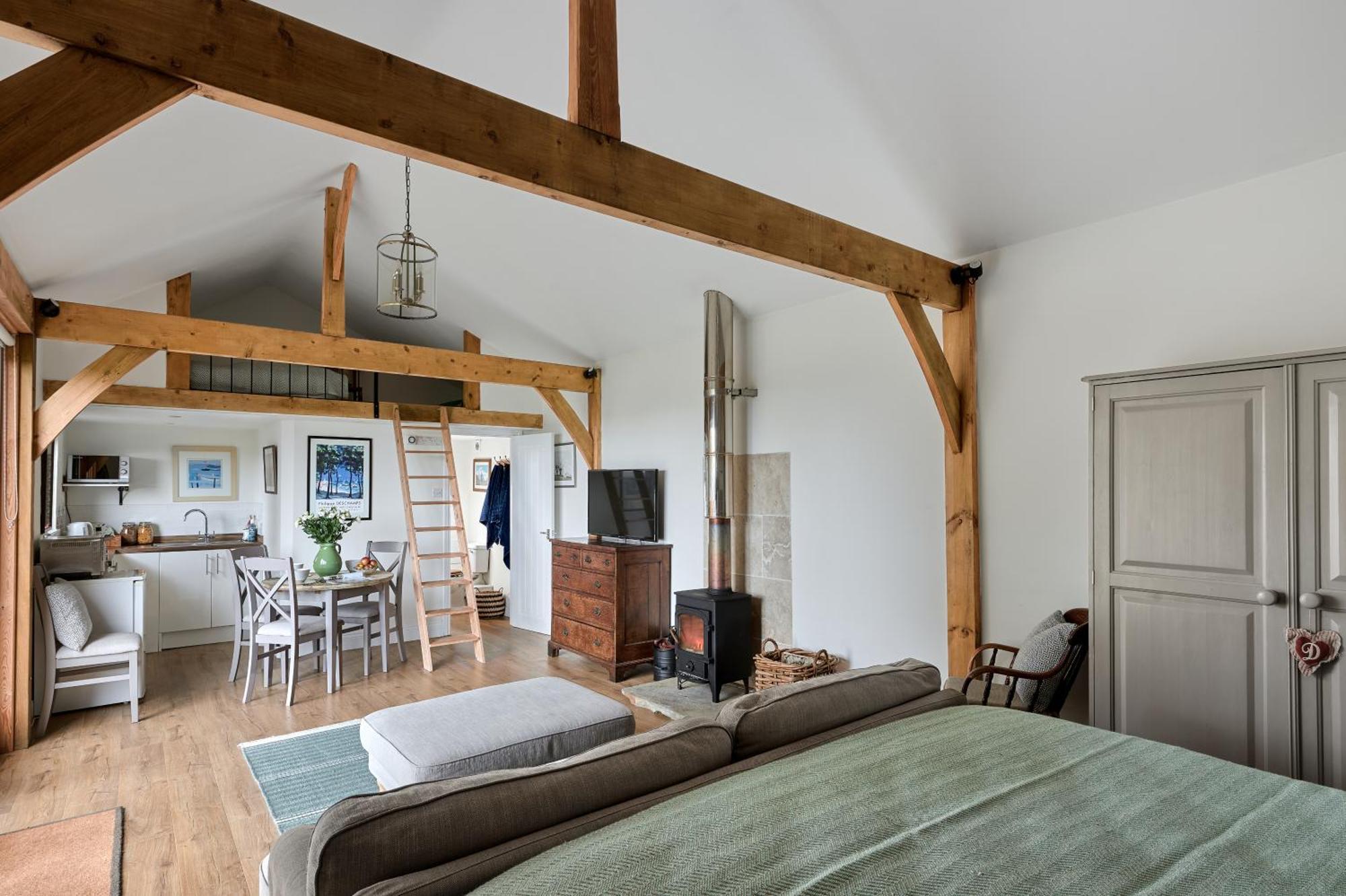 Stunning Cabin With Incredible Views Near Goodwood Rogate Εξωτερικό φωτογραφία